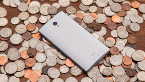Illustration for article titled The Best Cheap Smartphone For Every Off-Contract Need